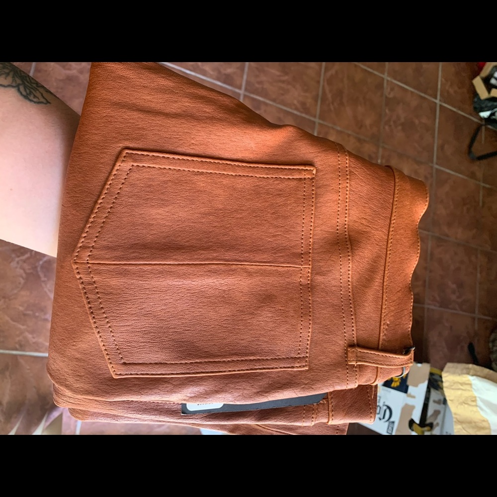 rag & bone dry henna leather pants. Size 29.